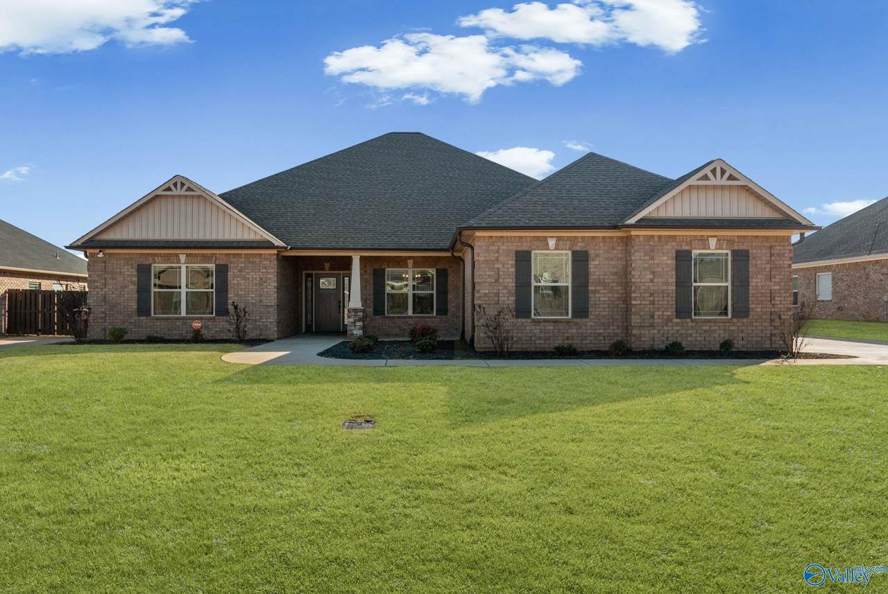 17298 Stonegate Drive - Photo 1