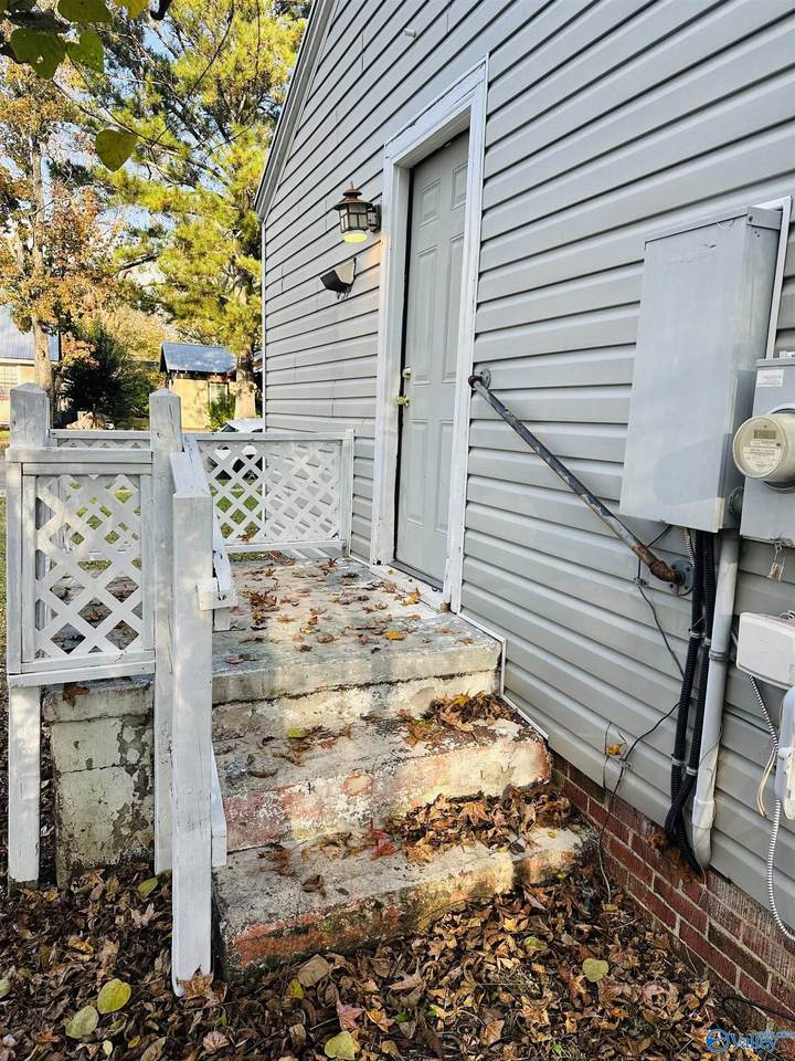 https://bt-photos.global.ssl.fastly.net/nalmls/1280_boomver_1_21904743-2.jpg