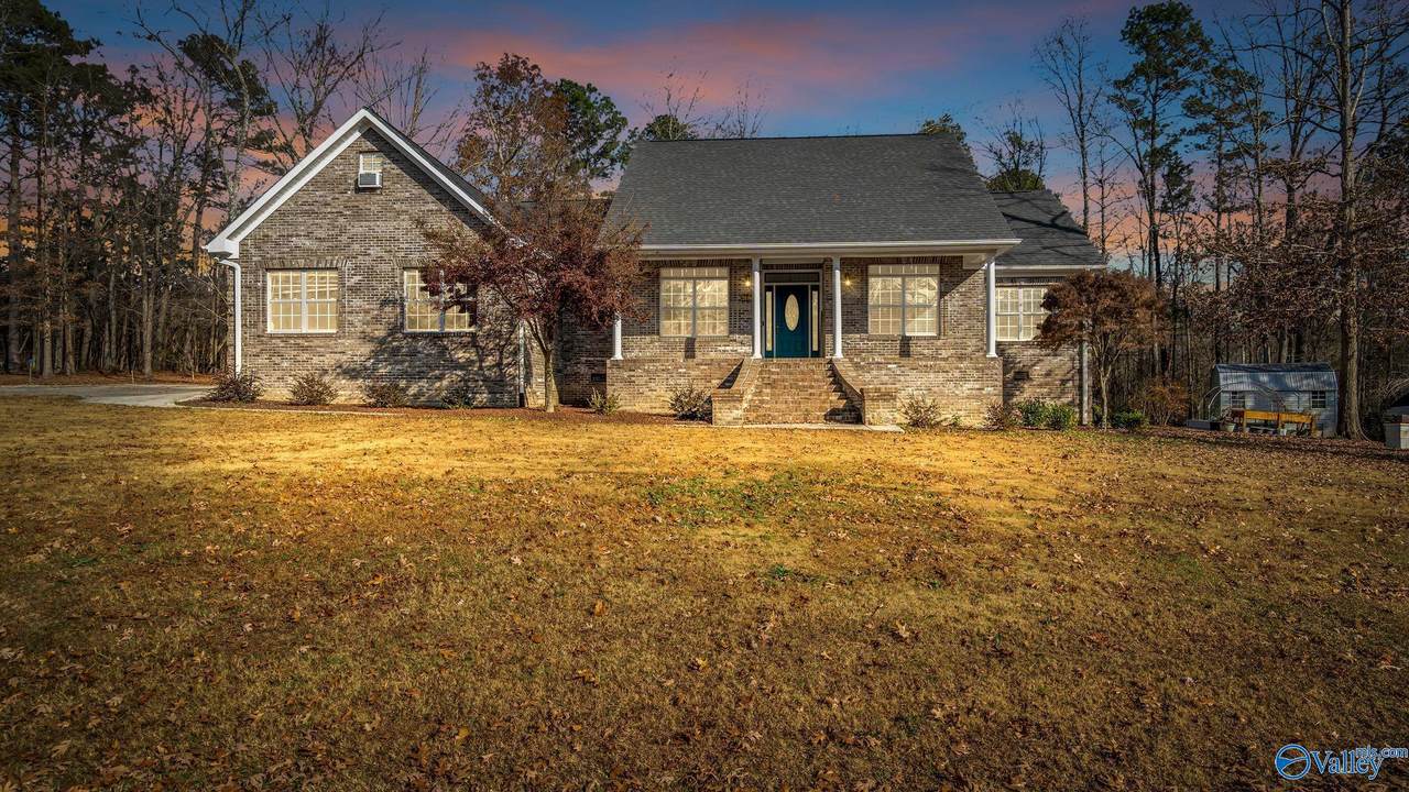 165 Creekside Lane - Photo 1