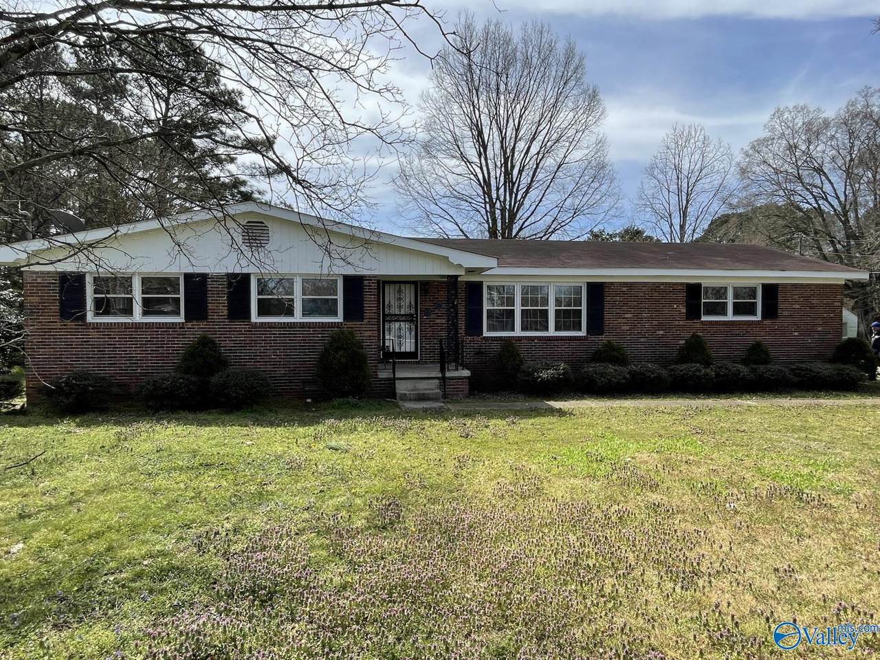 8413 Old Madison Pike - Photo 1
