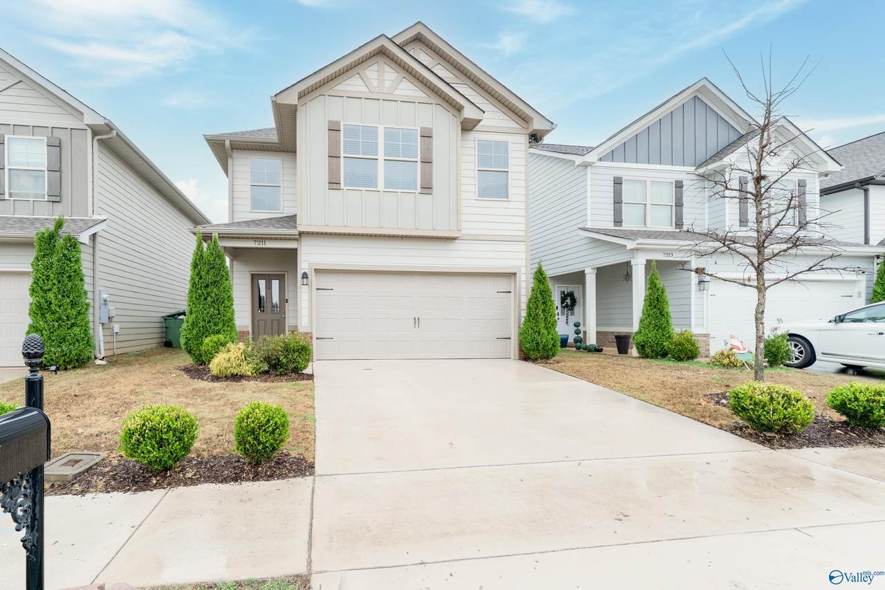 7211 Elmcroft Avenue - Photo 1