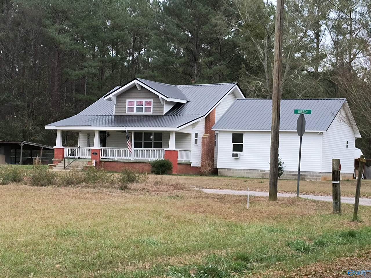 18 Jones Road - Photo 1