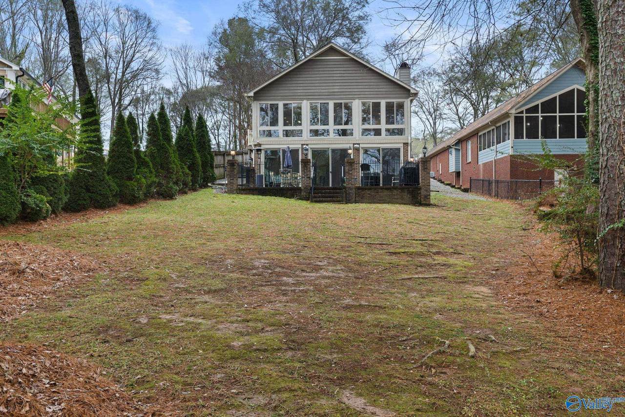 1335 Point Of Pines - Photo 1