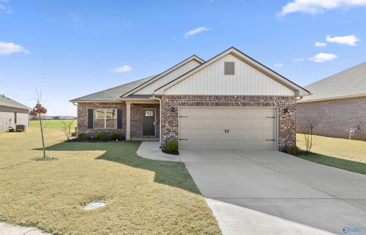 12592 Whitcomb Circle - Photo 1