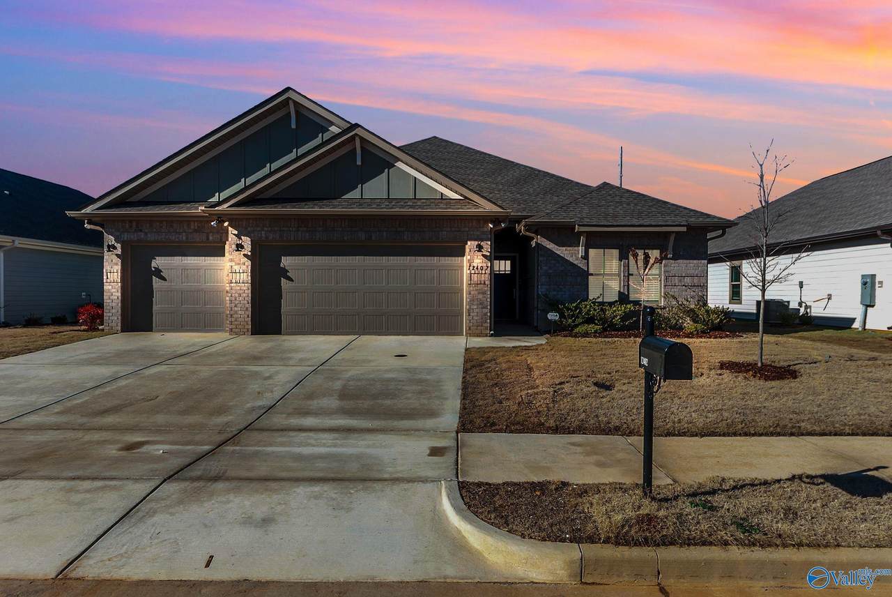 12402 Whitcomb Circle - Photo 1