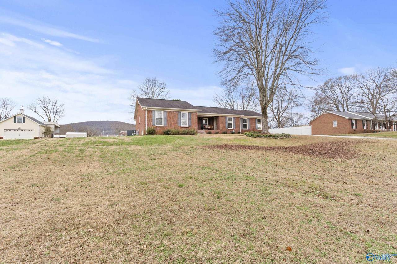 211 Powell Street - Photo 1