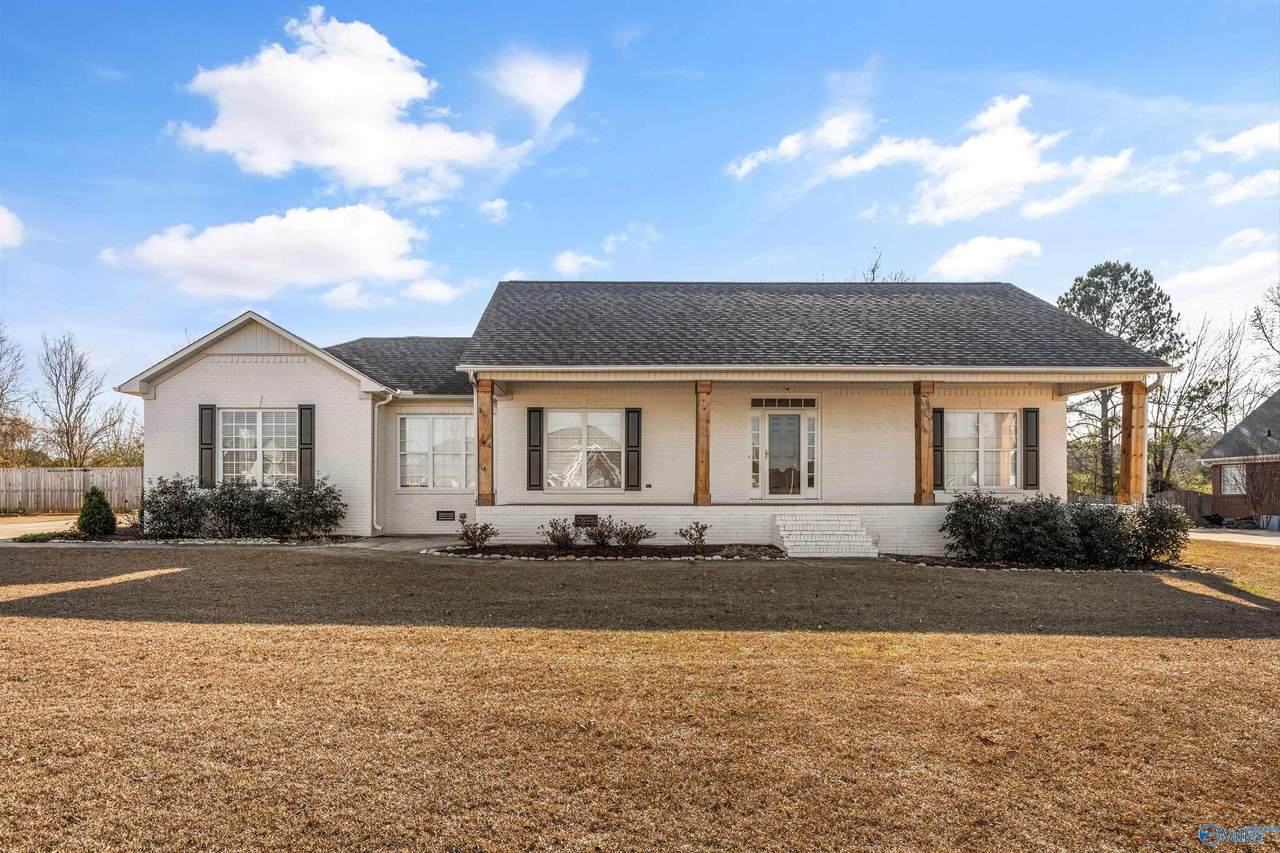 23348 Frank Street - Photo 1