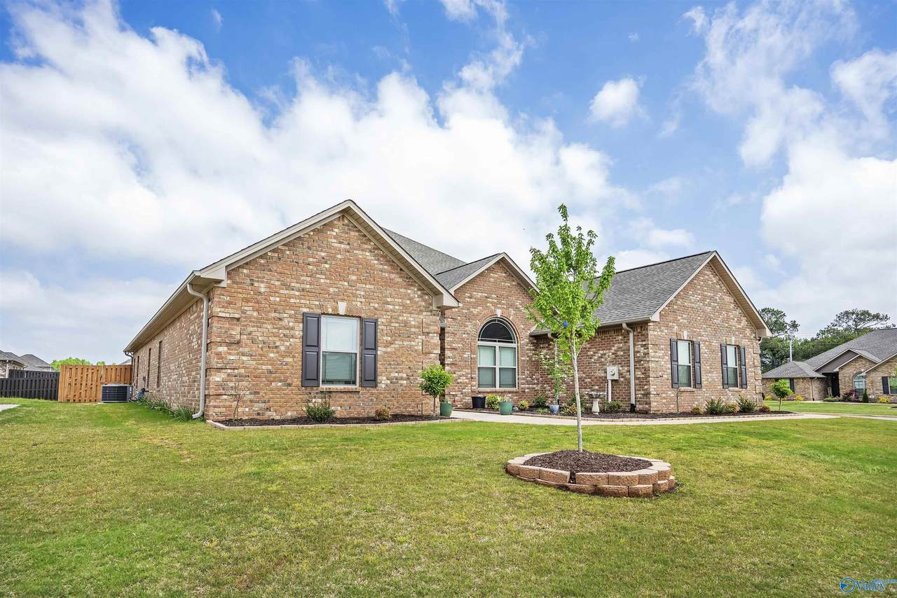 26439 Birkshire Lane - Photo 1