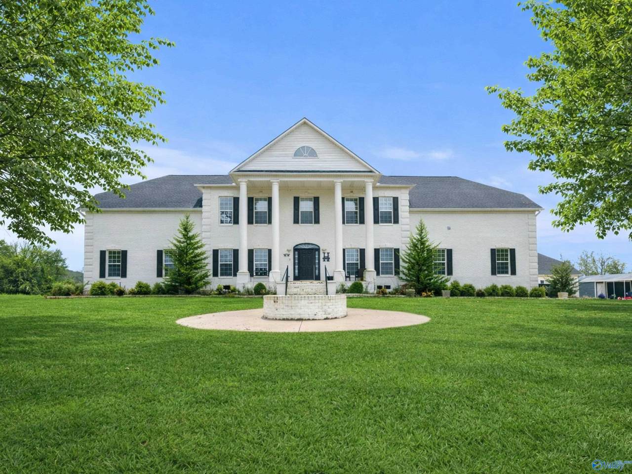 386 St Clair Drive - Photo 1