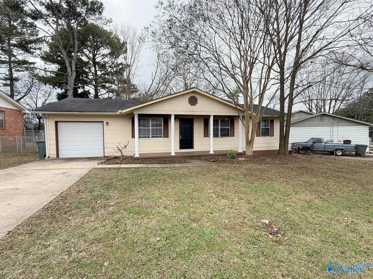 640 Dawson Terrace - Photo 1