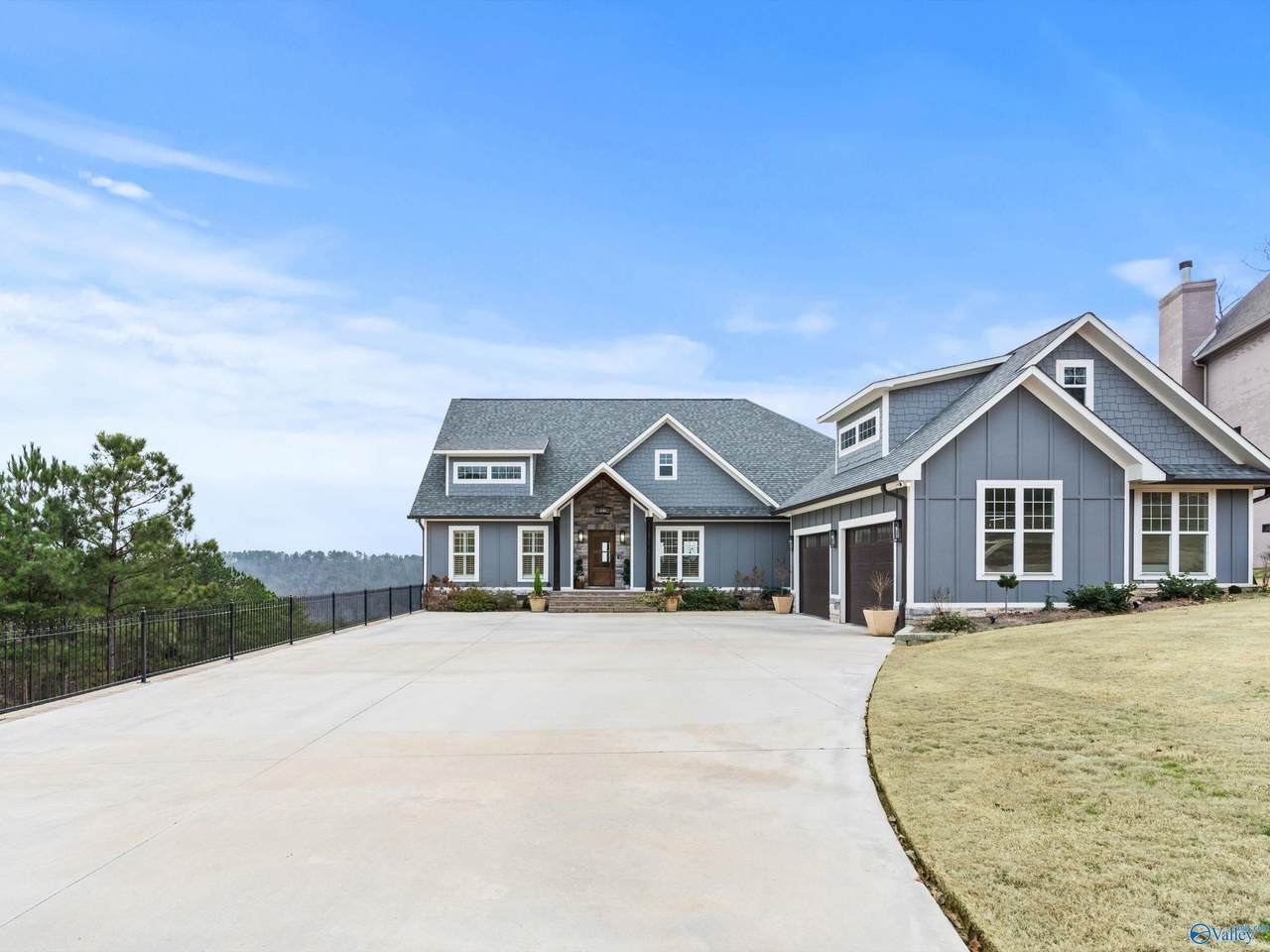 498 Ridgefield Circle - Photo 1