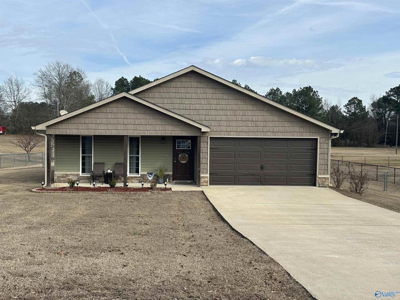 2801 Shady Lane - Photo 1