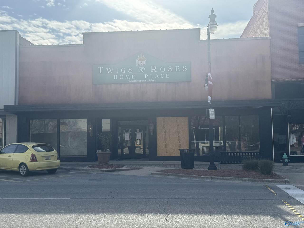 520 Broad Street - Photo 1