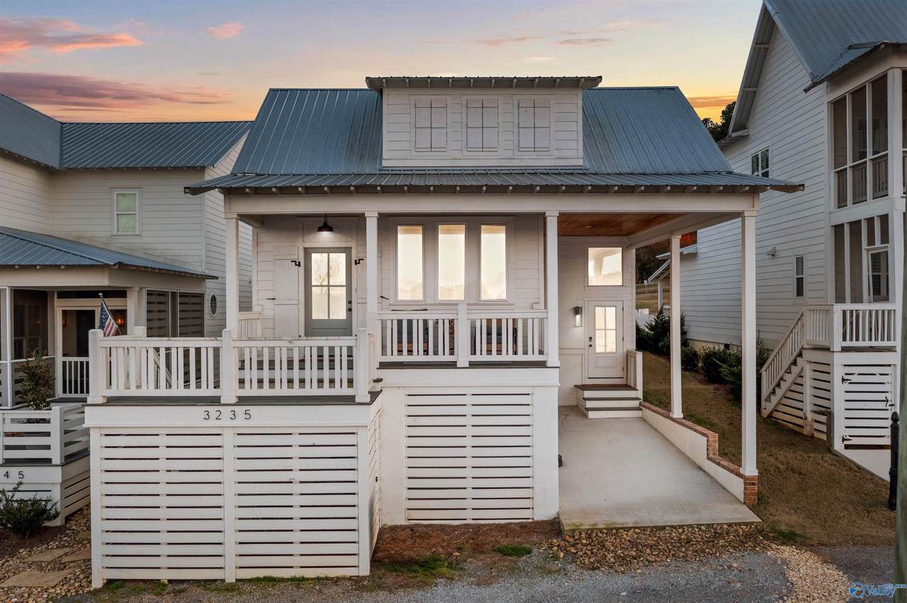 3235 Hardin Road - Photo 1