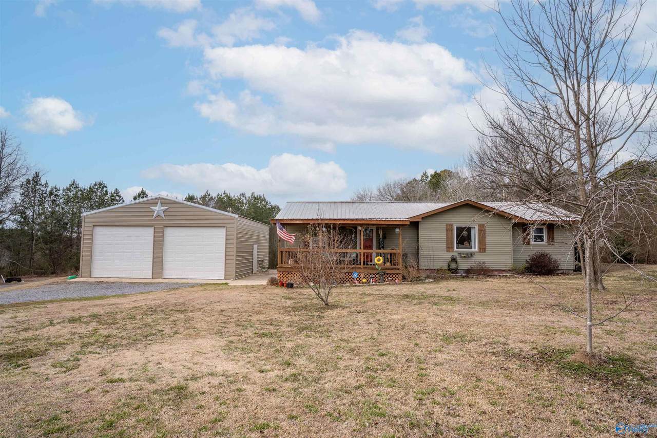 8801 County Road 19 - Photo 1