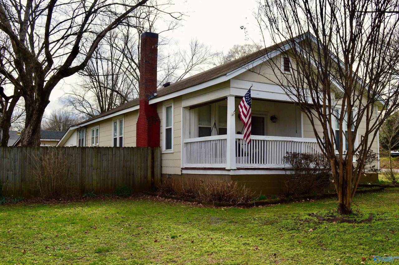 505 1st Street - Photo 1