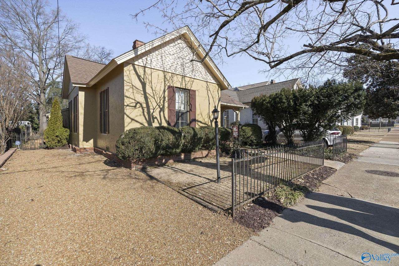 505 Clinton Avenue - Photo 1