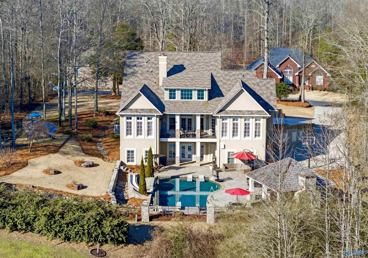 110 Ashlan Circle - Photo 1