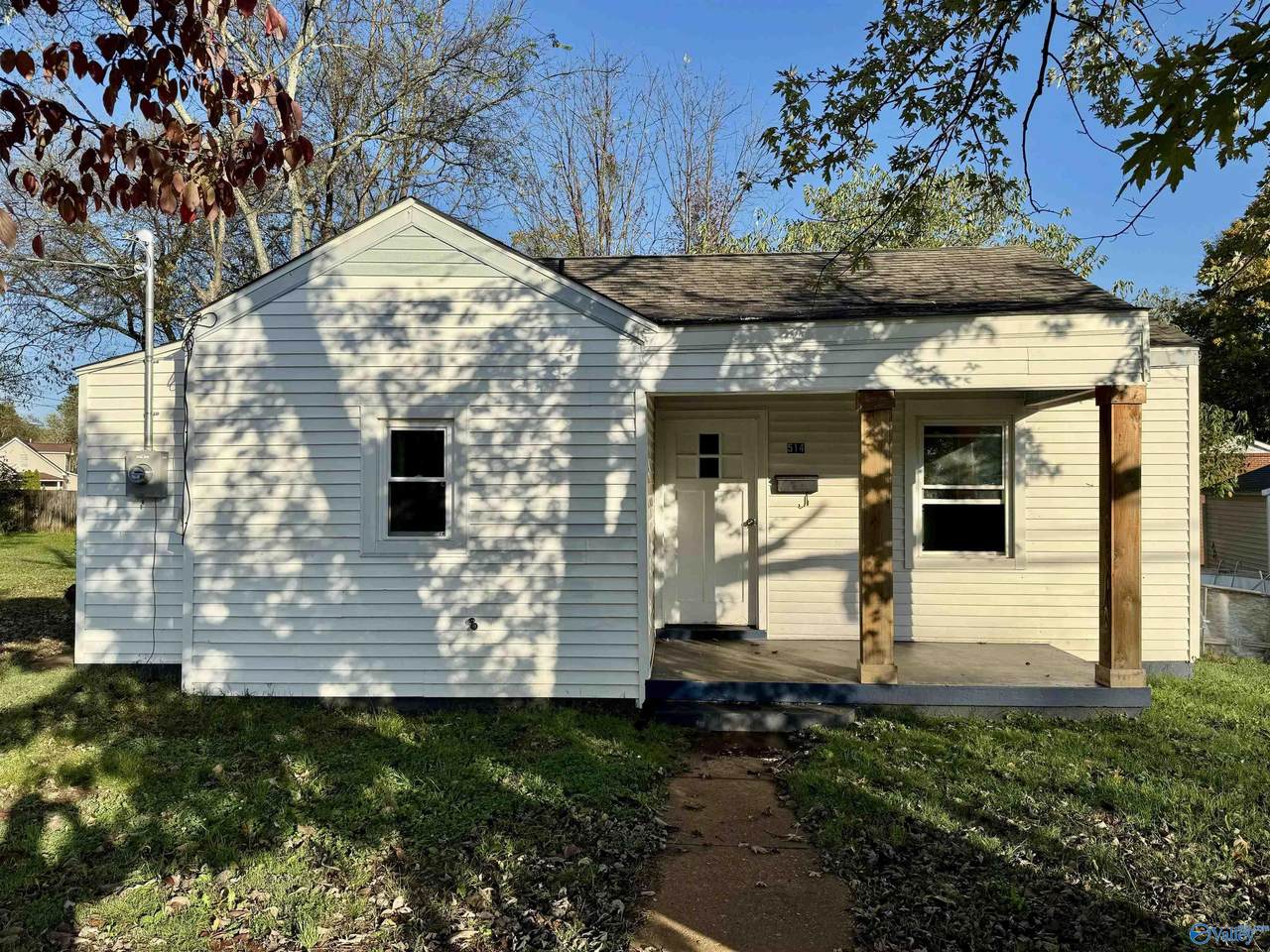 514 Brownsferry Street - Photo 1