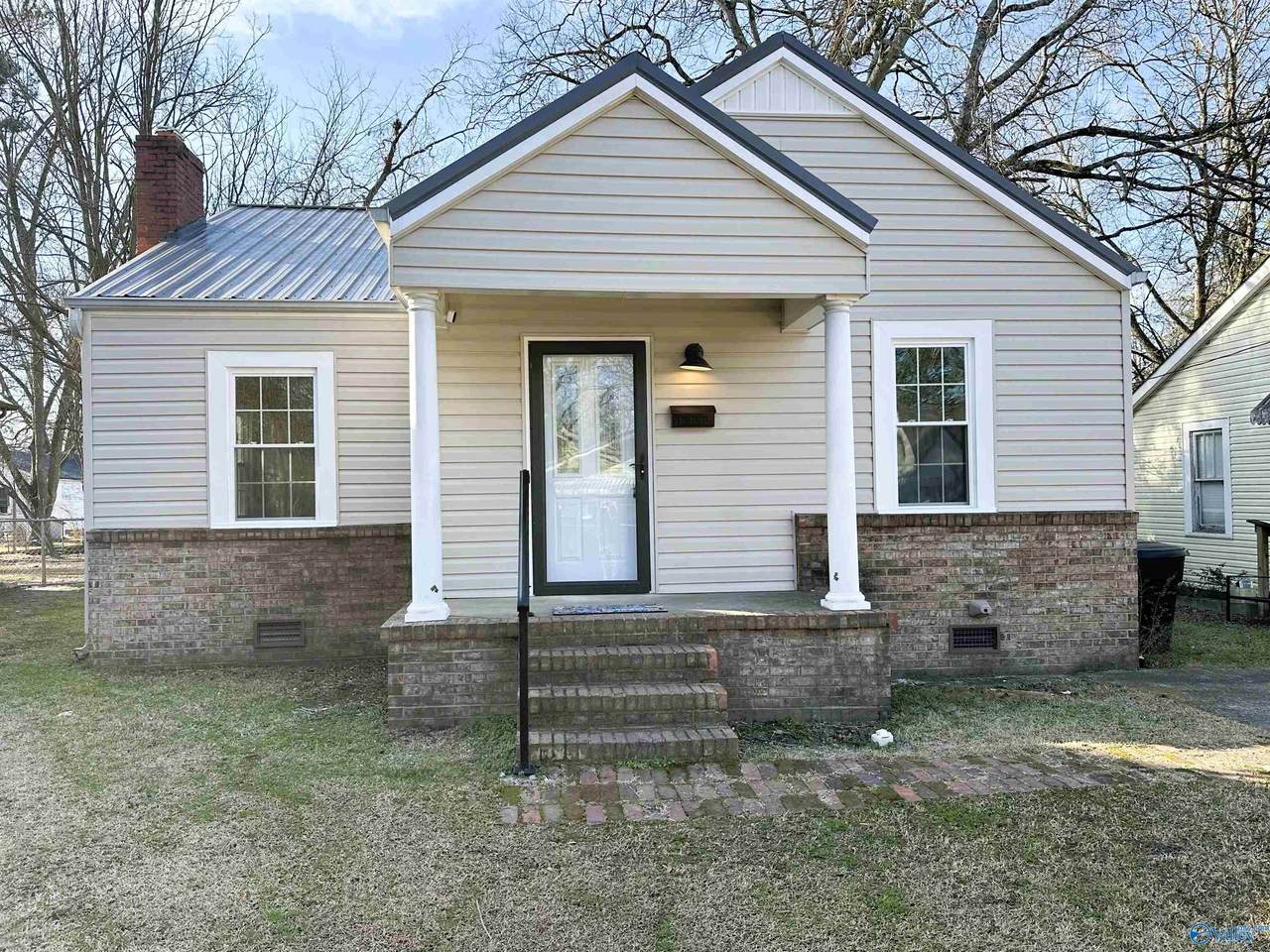 605 Ansley Street - Photo 1