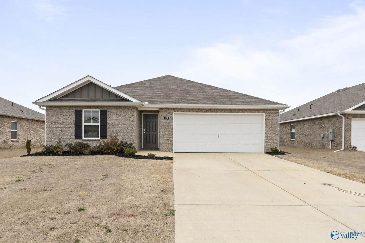 129 Ozy Drive - Photo 1