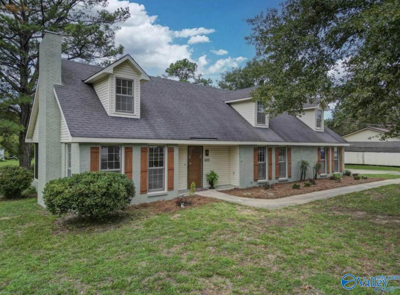 233 Shaw Road - Photo 1