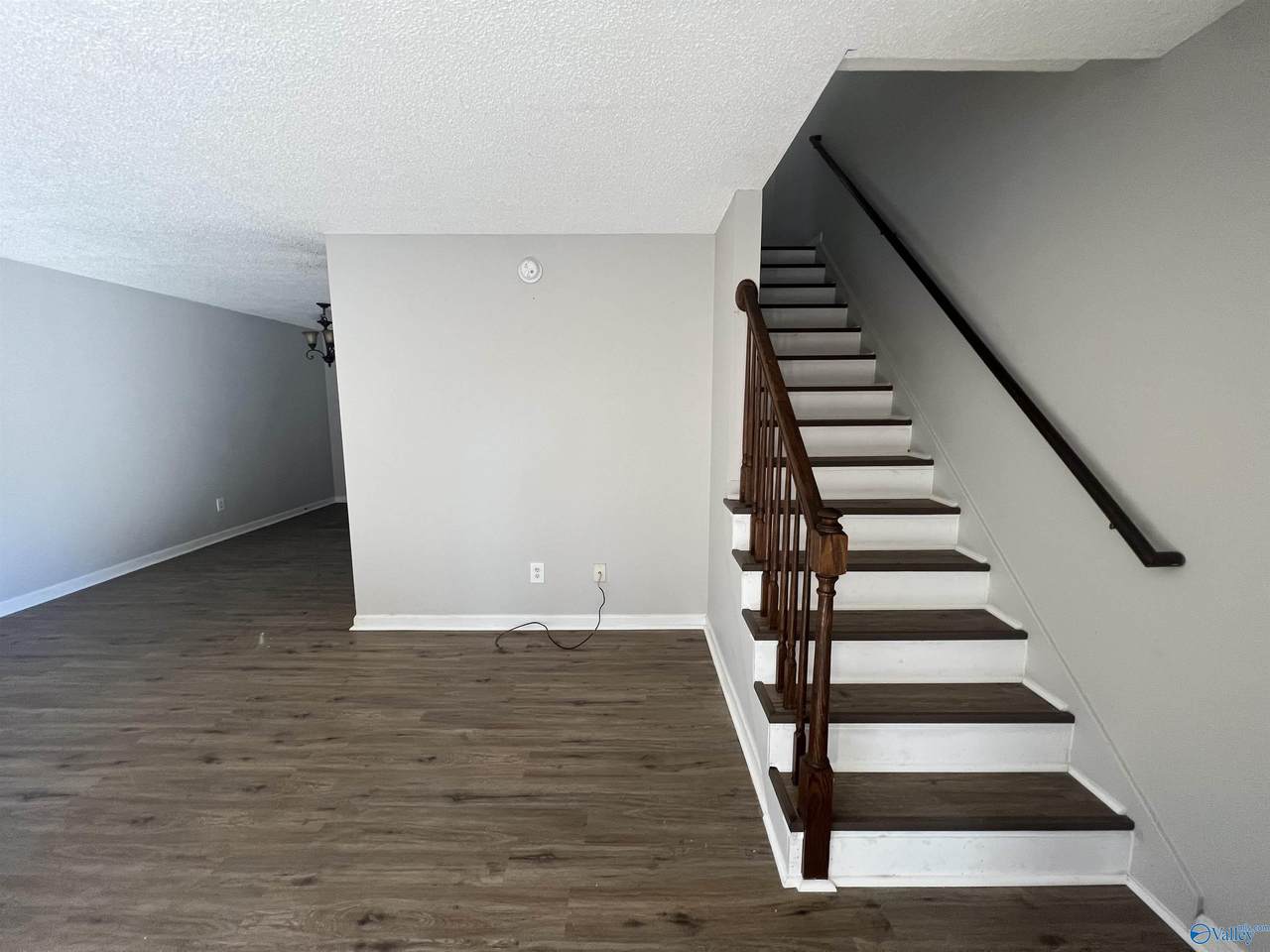 https://bt-photos.global.ssl.fastly.net/nalmls/1280_boomver_1_21910339-2.jpg
