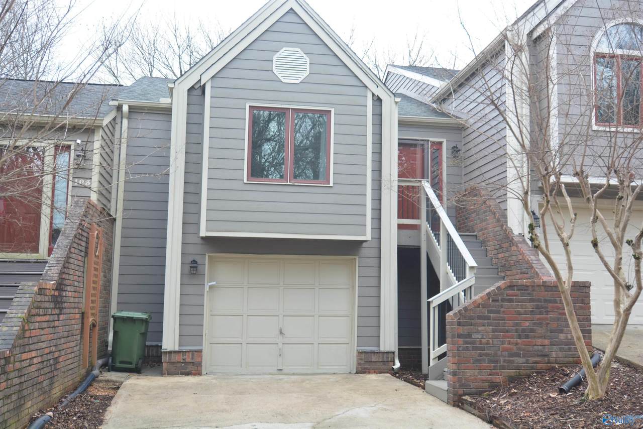 105 Treetop Drive - Photo 1