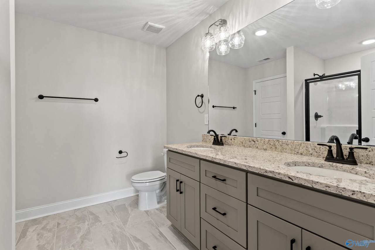 https://bt-photos.global.ssl.fastly.net/nalmls/1280_boomver_1_21910535-2.jpg