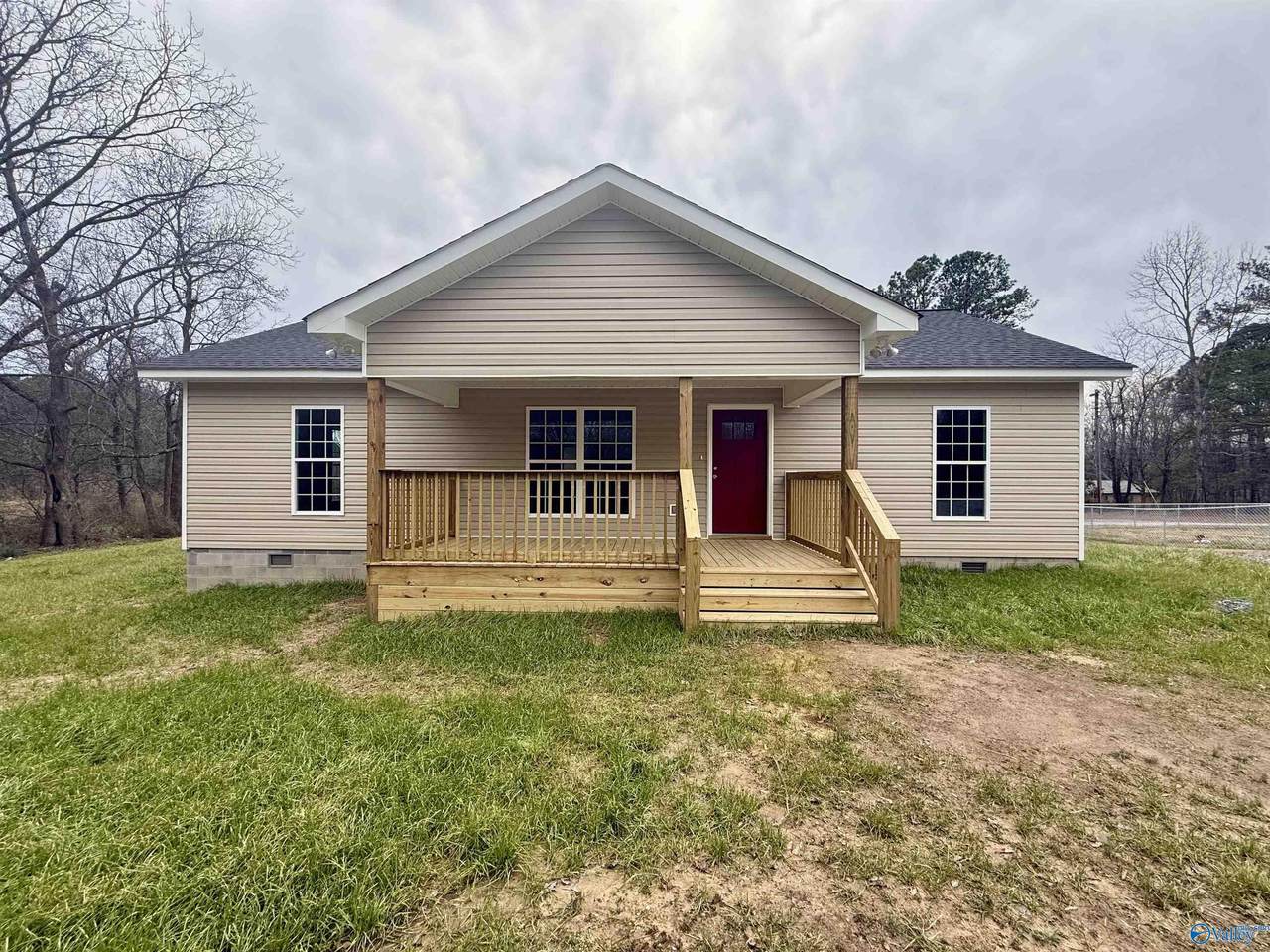 720 County Road 1447 - Photo 1