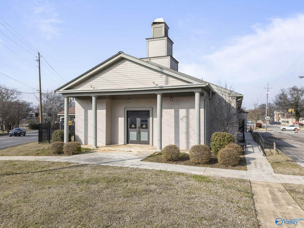 800 Clinton Avenue - Photo 1