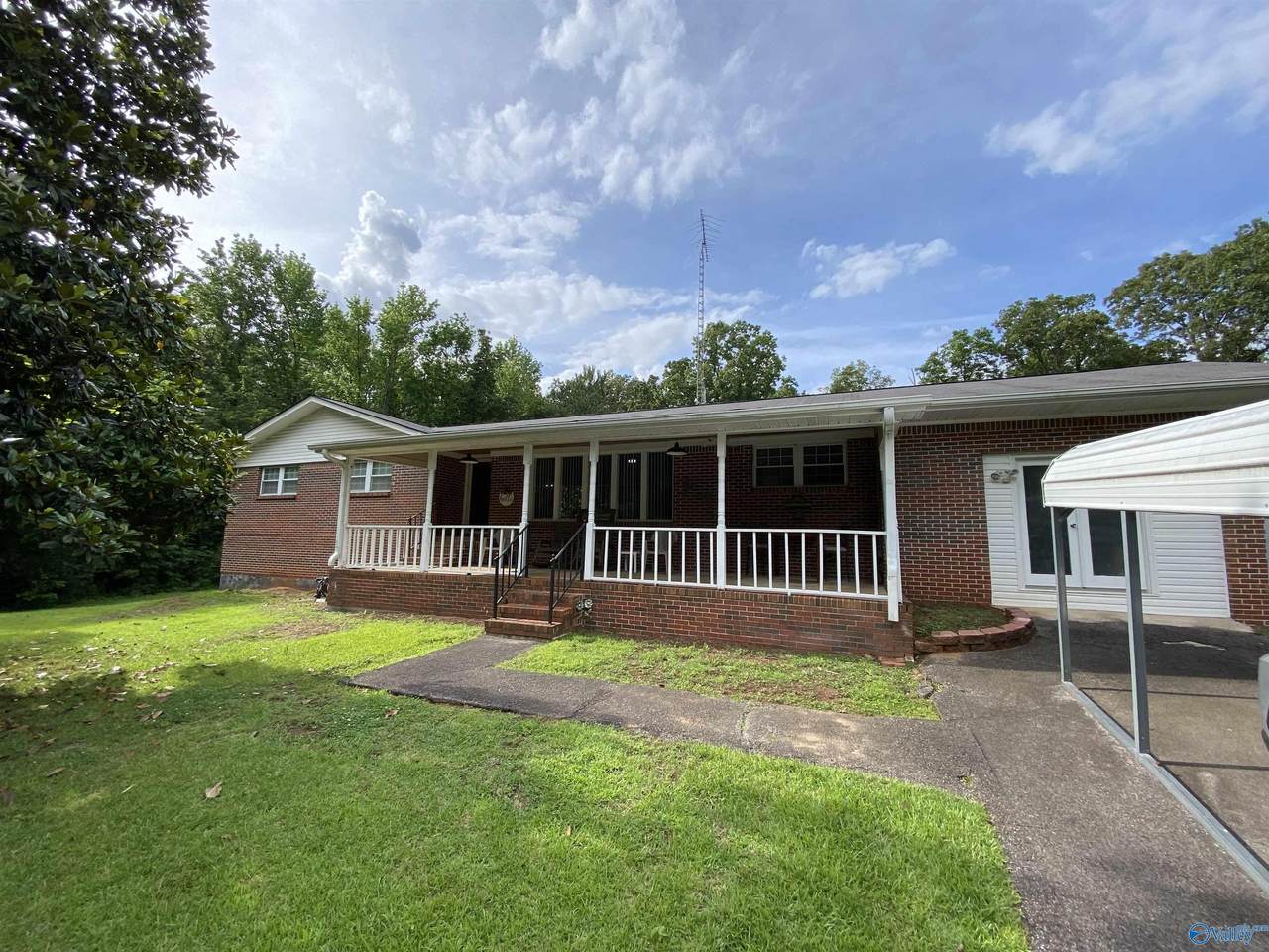135 Forest Hill Road - Photo 1