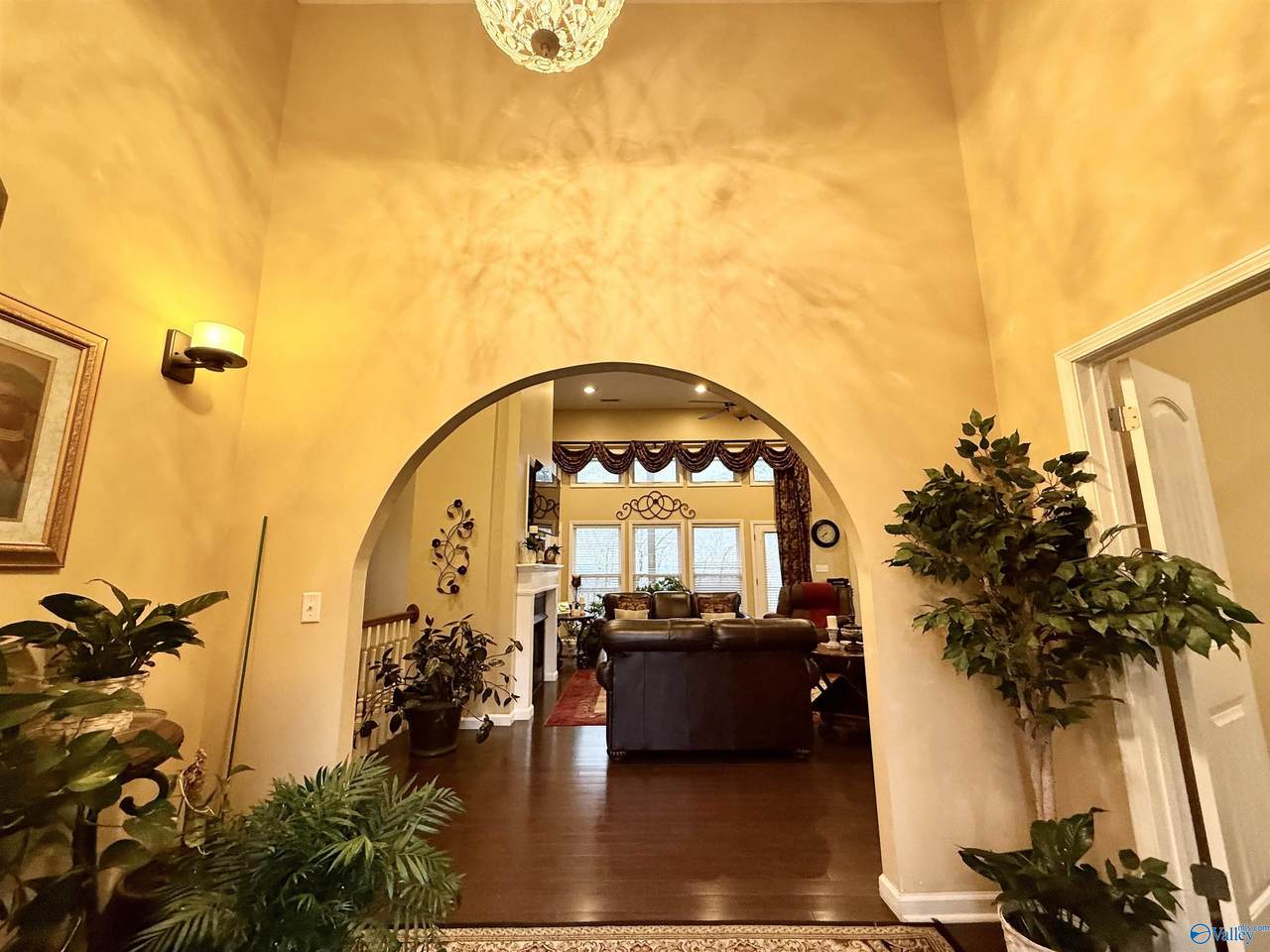 https://bt-photos.global.ssl.fastly.net/nalmls/1280_boomver_1_21911138-2.jpg