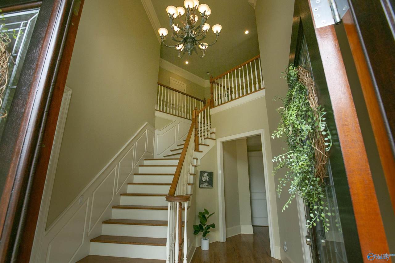 https://bt-photos.global.ssl.fastly.net/nalmls/1280_boomver_1_21911389-2.jpg