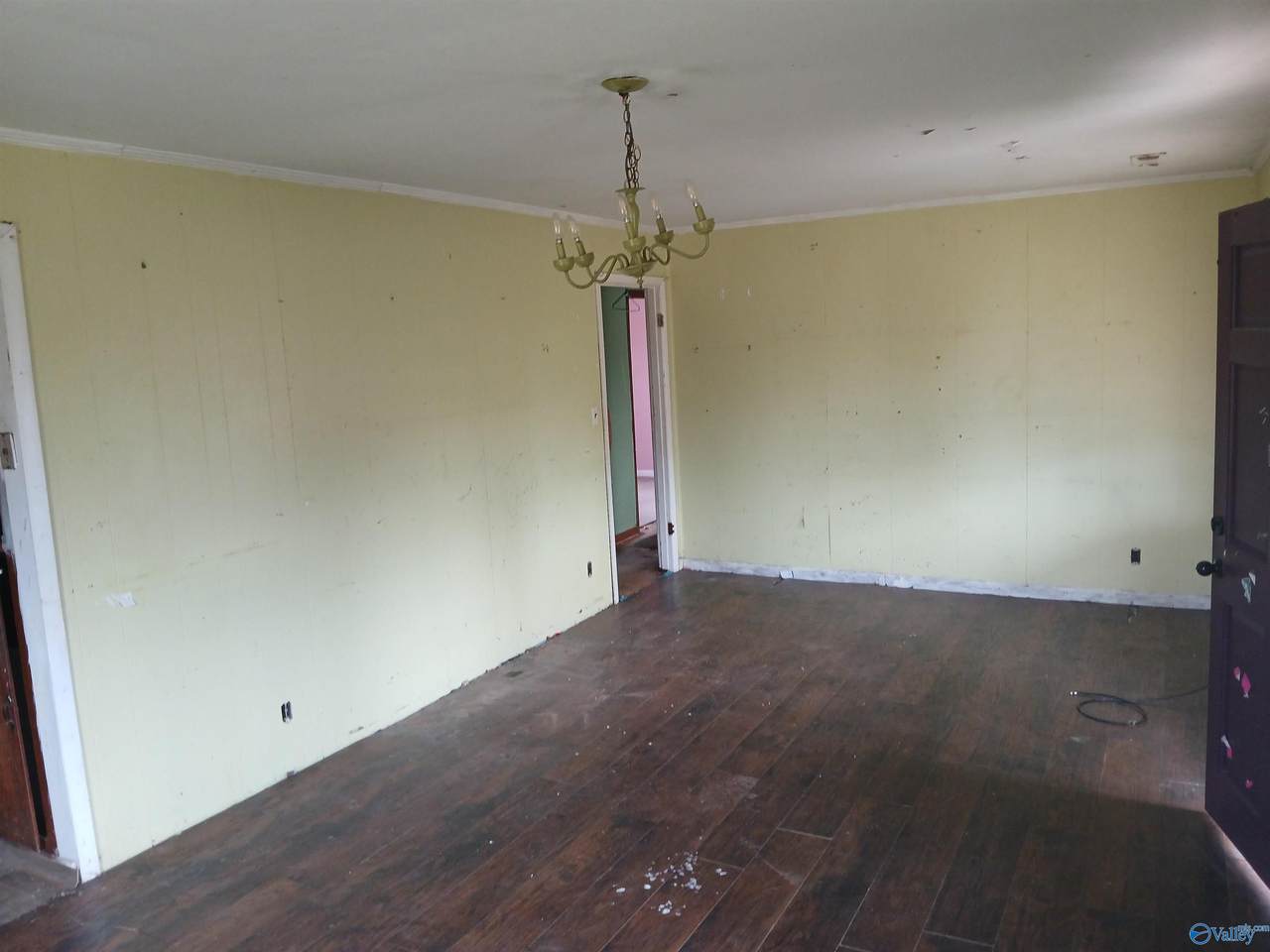 https://bt-photos.global.ssl.fastly.net/nalmls/1280_boomver_1_21911438-2.jpg