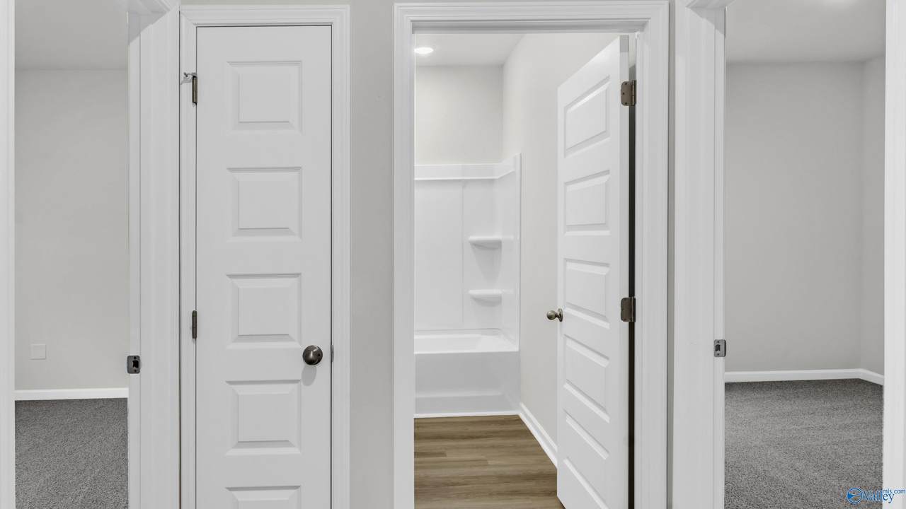 https://bt-photos.global.ssl.fastly.net/nalmls/1280_boomver_1_21911511-7.jpg