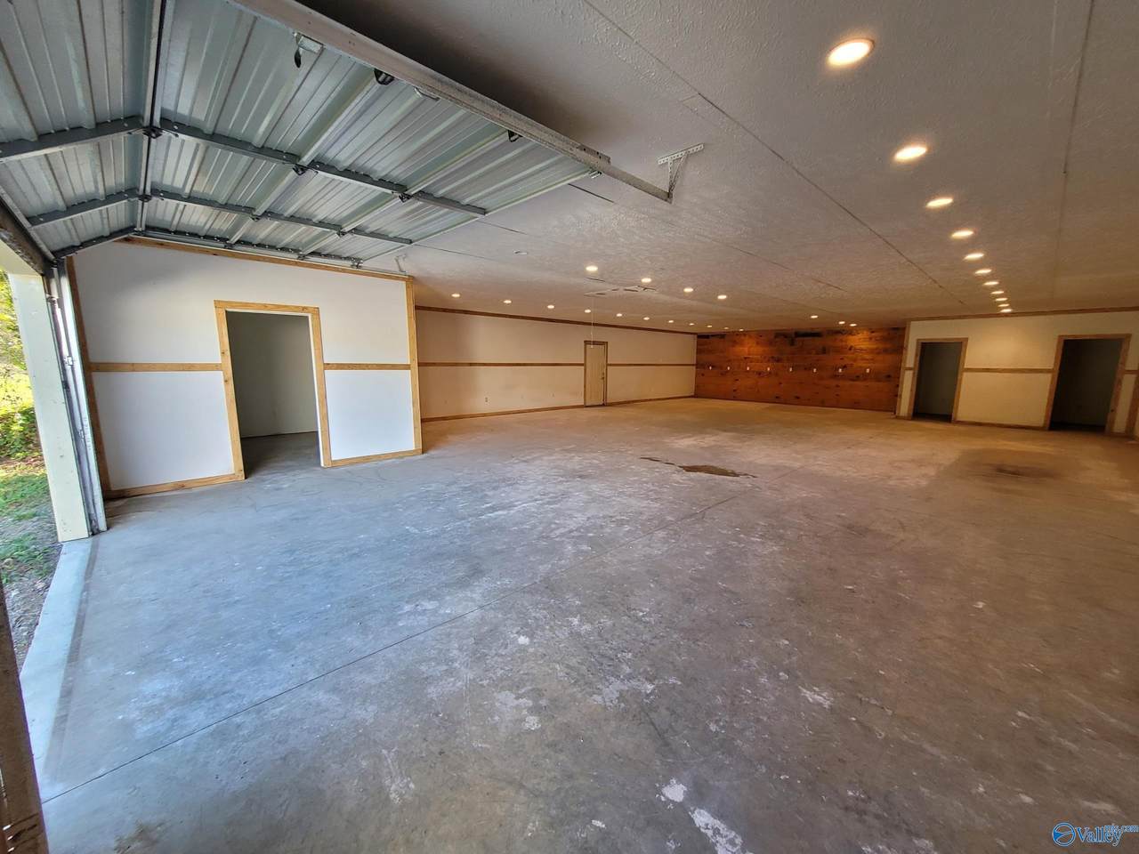 2889 Scottsboro Hwy - Photo 1