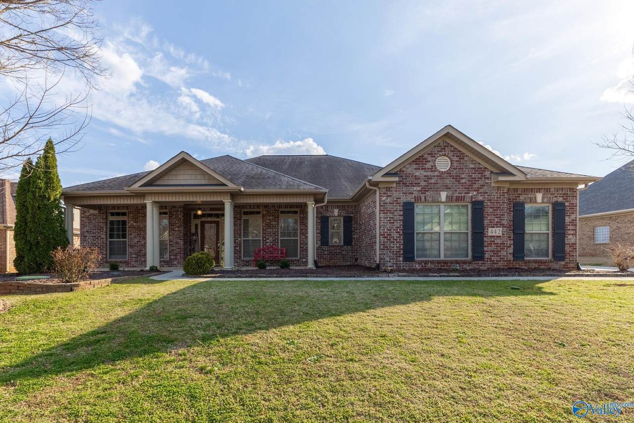 442 Jasmine Drive - Photo 1