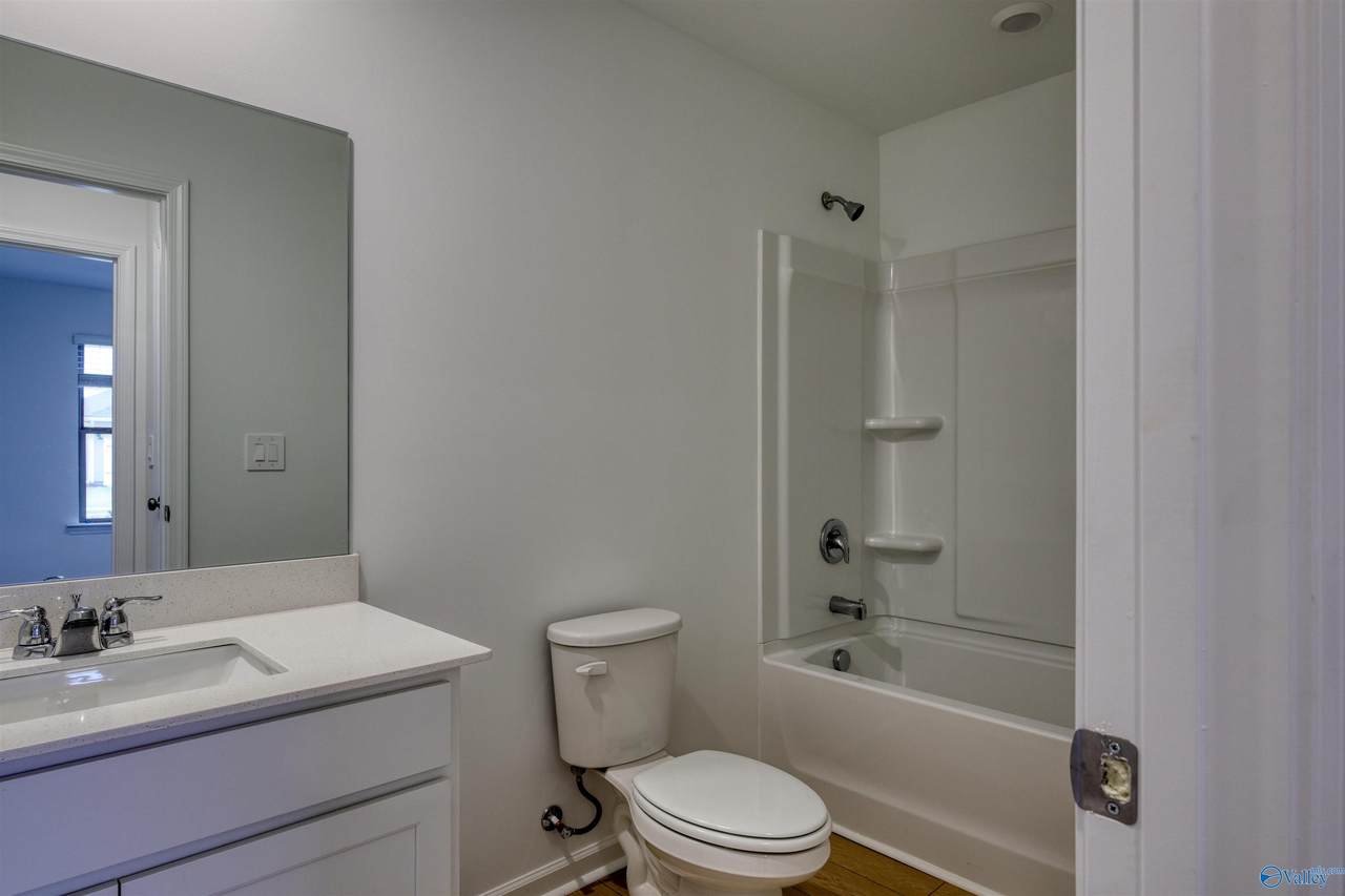 https://bt-photos.global.ssl.fastly.net/nalmls/1280_boomver_1_21911936-2.jpg