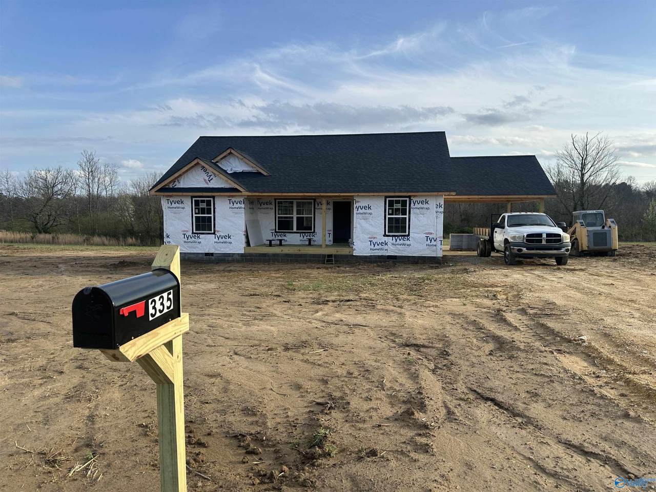 335 County Road 460 - Photo 1