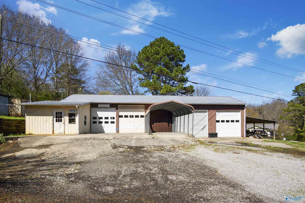 439 County Road 1568 - Photo 1