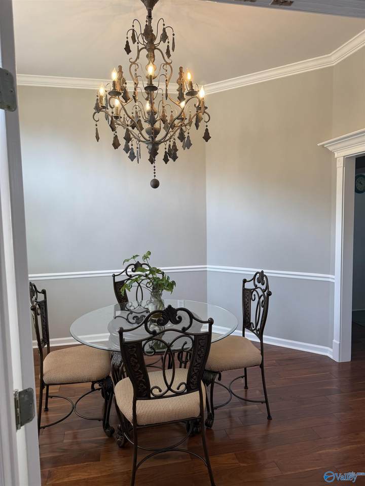 https://bt-photos.global.ssl.fastly.net/nalmls/1280_boomver_1_21912528-2.jpg