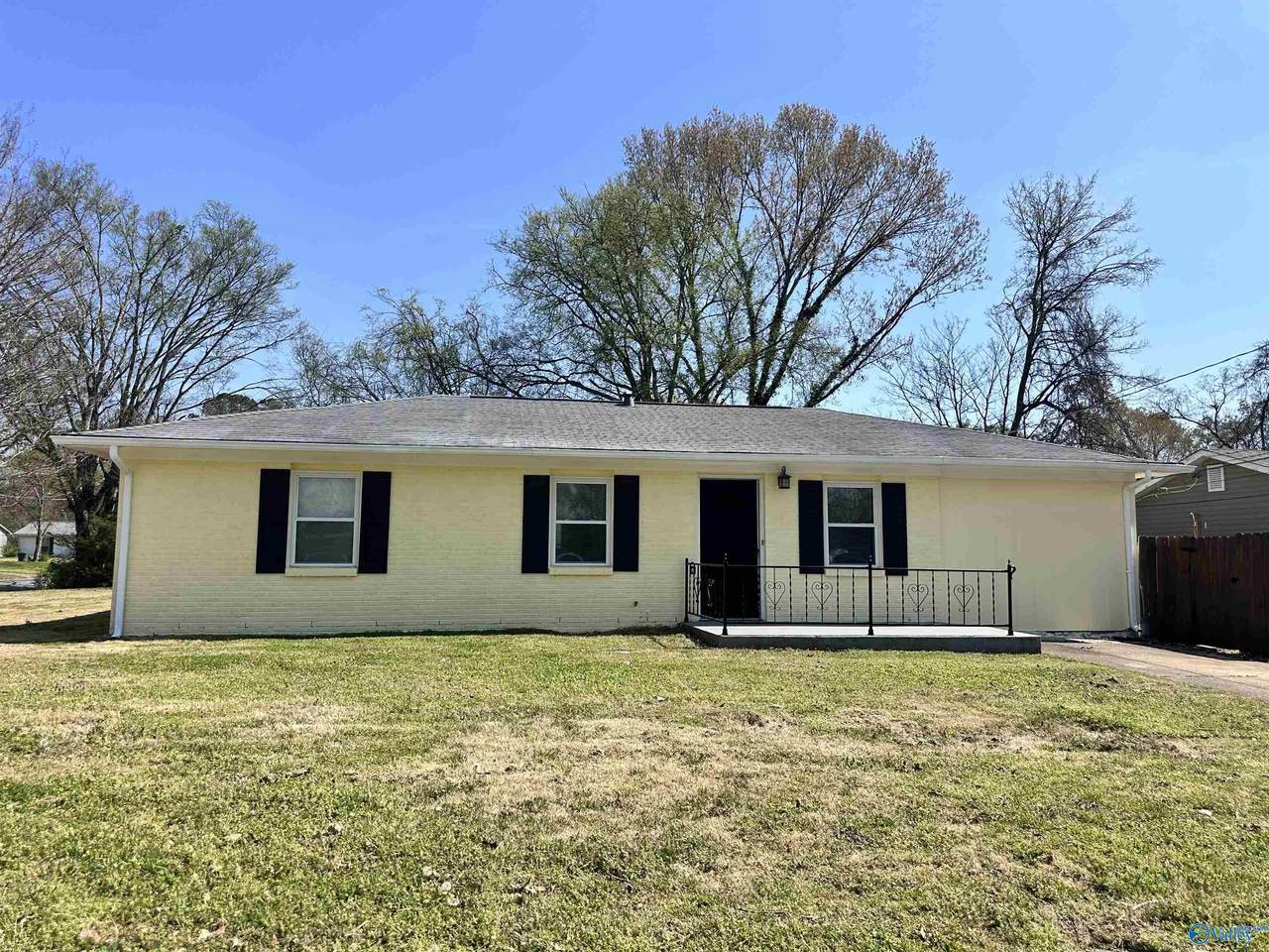14001 Sandhurst Drive - Photo 1