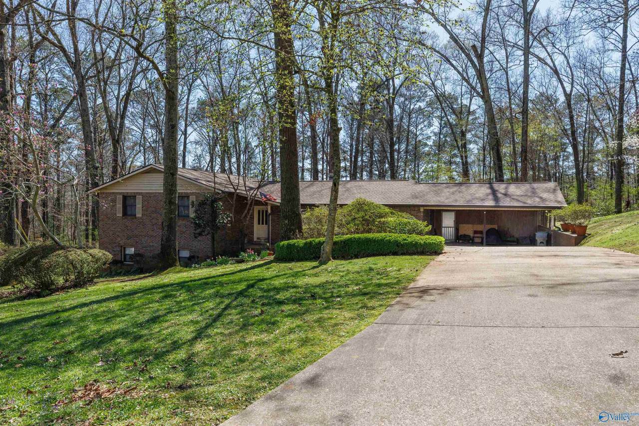 135 Bellefonte Drive - Photo 1