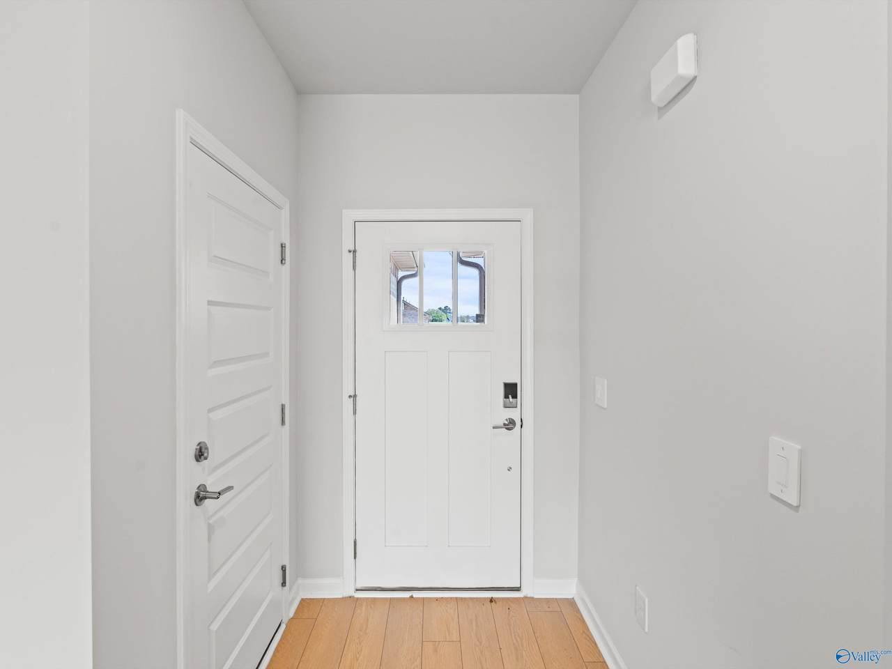 https://bt-photos.global.ssl.fastly.net/nalmls/1280_boomver_1_21913039-2.jpg