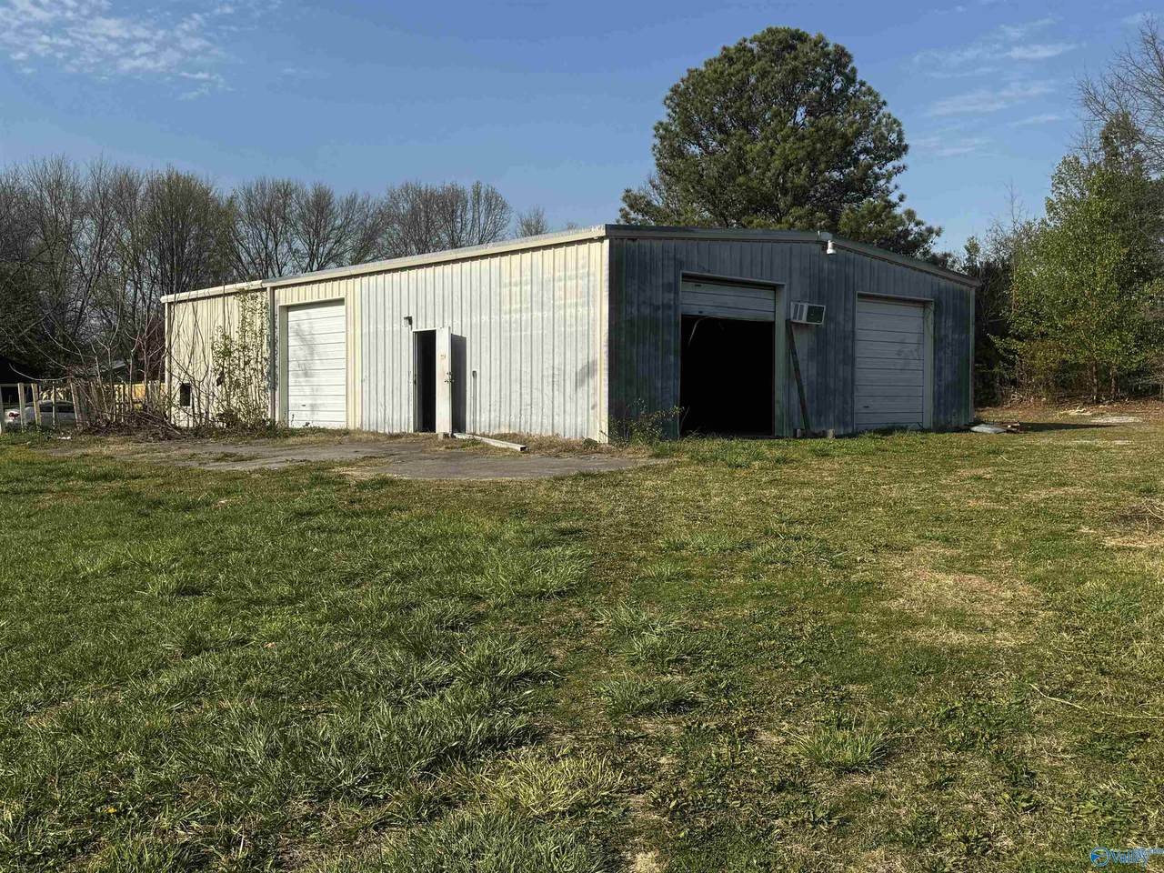 3884 Highway 231 - Photo 1