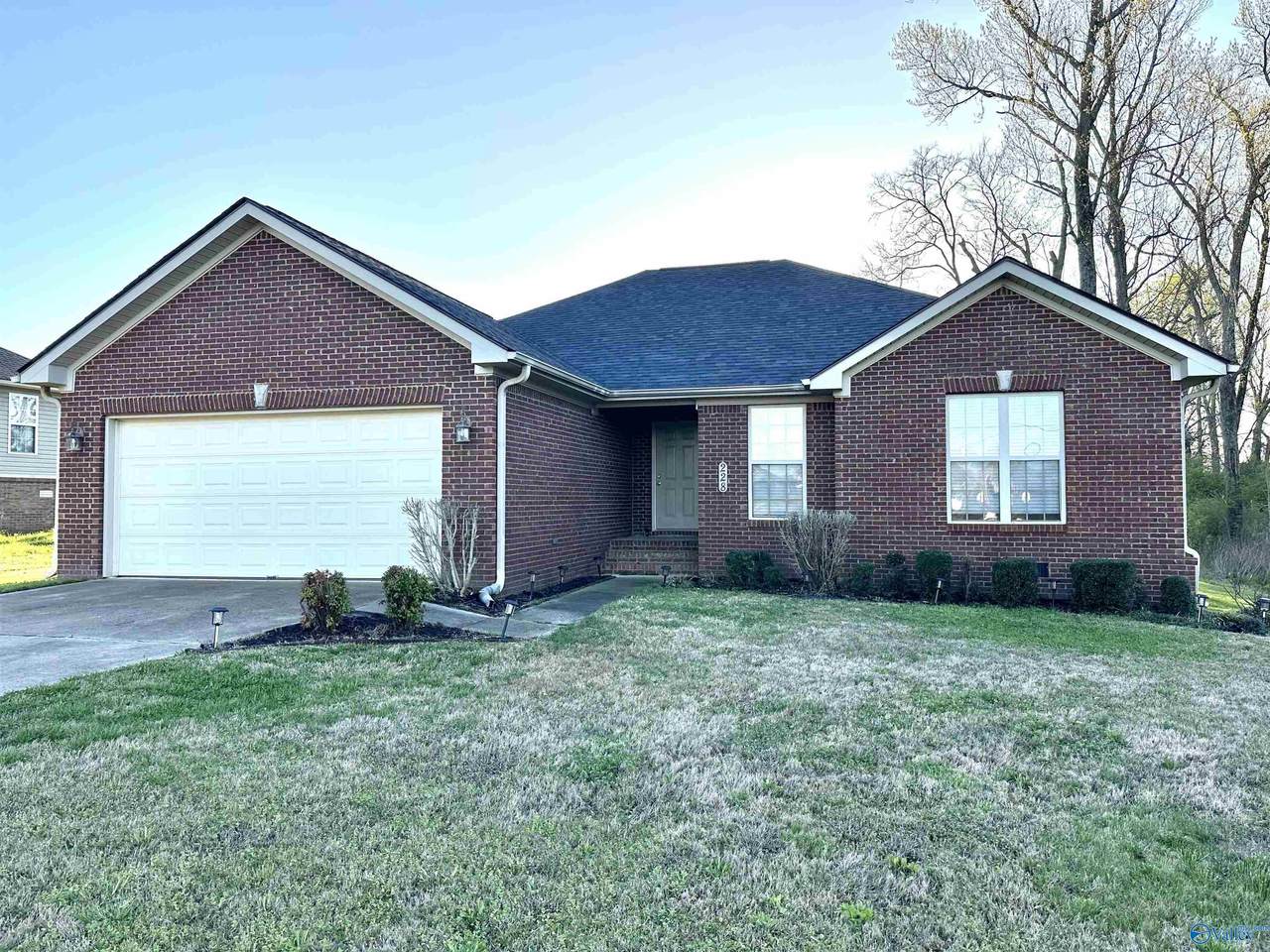 228 Tanner Point Drive - Photo 1