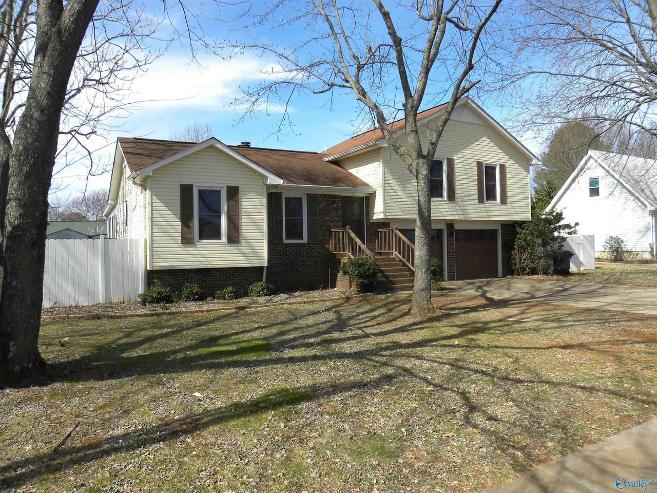 128 Lewis Lane - Photo 1