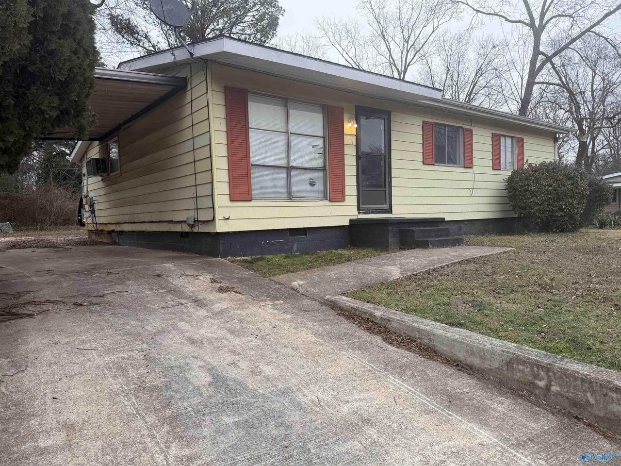 702 Mastin Lake Road - Photo 1