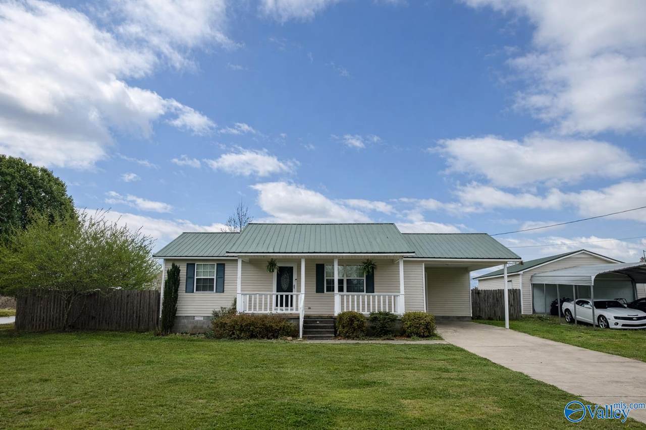 2070 County Road 15 - Photo 1